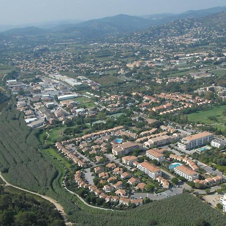 Lagrange Vacances Le Domaine D'Azur Et Tahiti Park 르 라방두 외부 사진